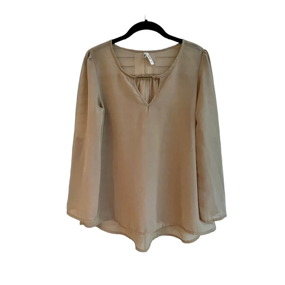 LIVE 4 TRUTH, SHEER LONG SLEEVE TOP. SIZE SMALL.
